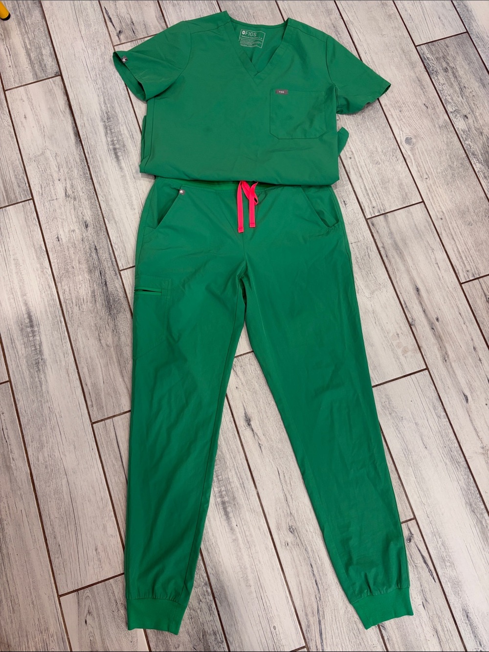 Figs Women's Green Scrub Top & Jogger Pants with Pink Drawstring